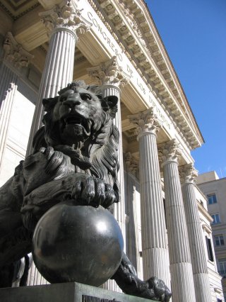 Leones+congreso
